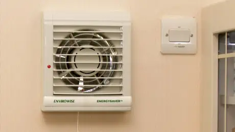 Winter Condensation Checklist for UK Landlords 1 Fan 7 460x260 1 Timberwise