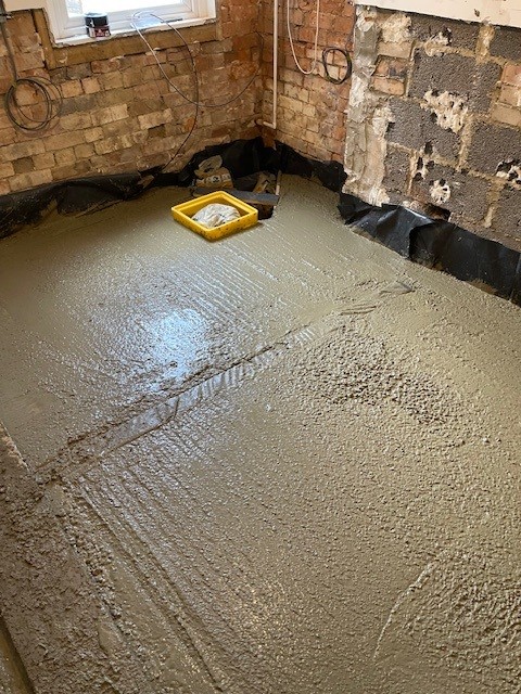 DIY Concrete Repair Techniques: What You Can Fix Yourself (and What You Shouldn't) 7 A freshly poured concrete slab